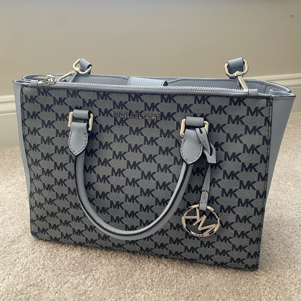 NWOT MICHAEL KORS Light Blue Purse